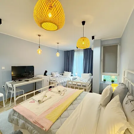 Blue * Μπουργκάς