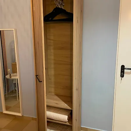 Blue * Μπουργκάς